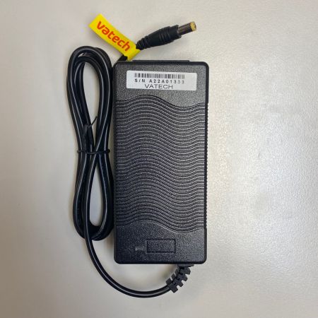 Charger Adaptor (R6) 