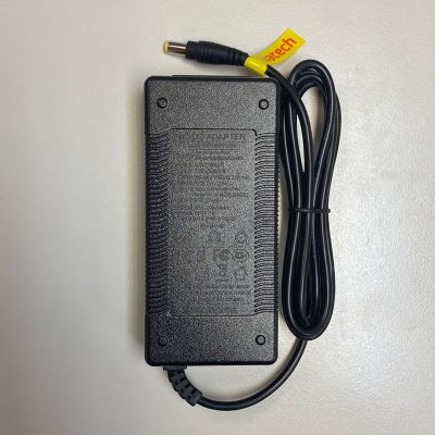 Charger Adaptor (R6) 